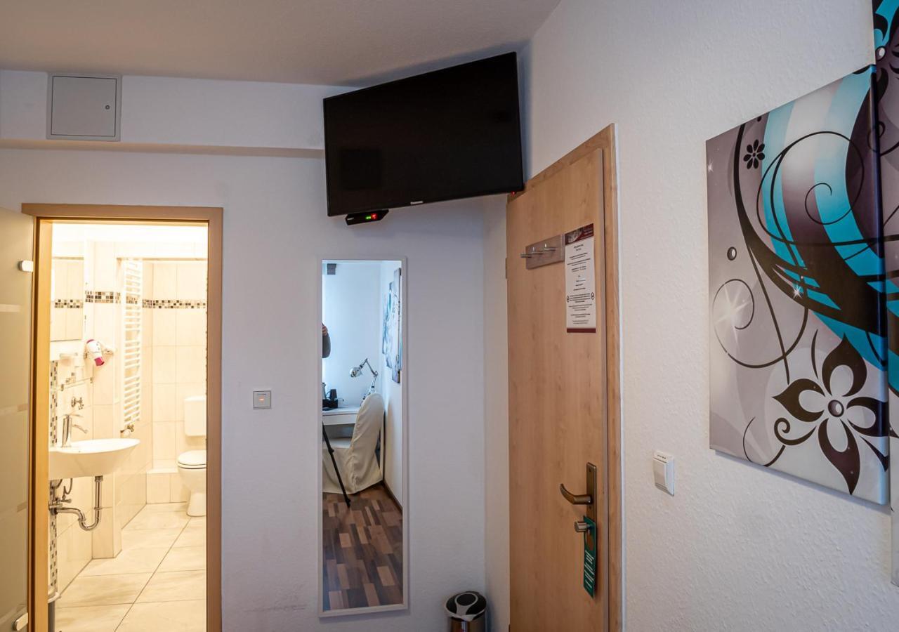Hotel Bouzid - Laatzen Ngoại thất bức ảnh