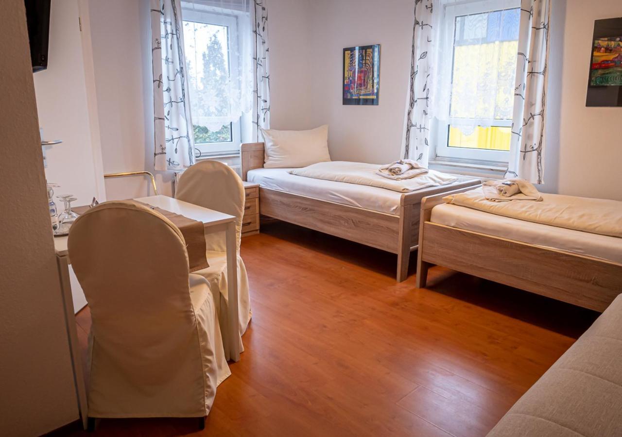 Hotel Bouzid - Laatzen Ngoại thất bức ảnh