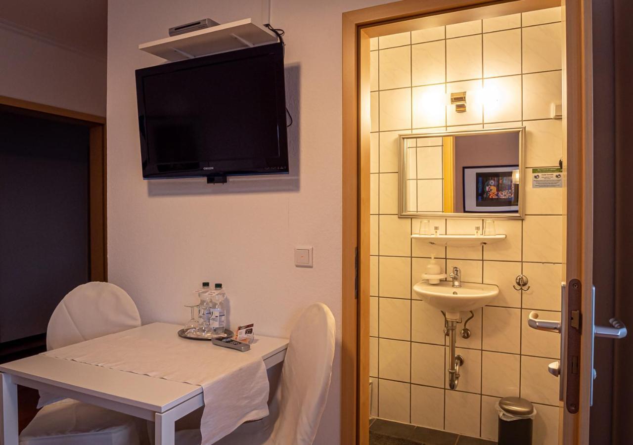 Hotel Bouzid - Laatzen Ngoại thất bức ảnh